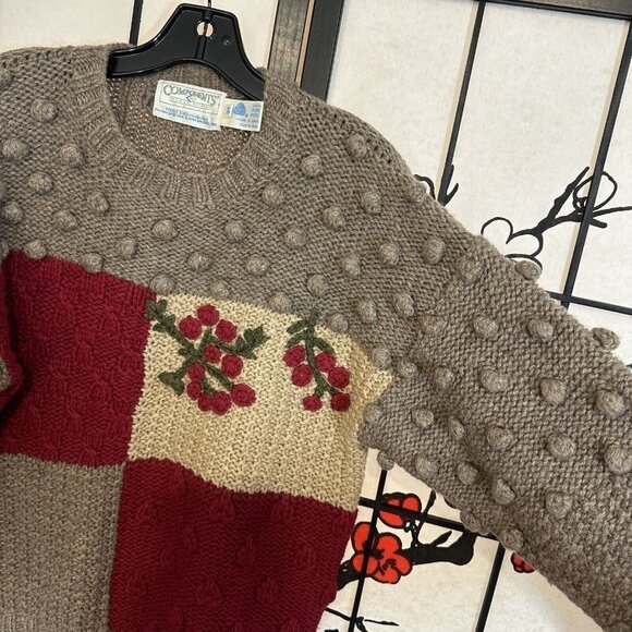 VTG Susan Bristol Hand Embroidered Granny Sweater Size 34 (small) Wool Pom Pom - Picture 3 of 8